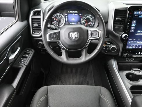 Used 2025 RAM 1500 Big Horn AWD/4WD image 12