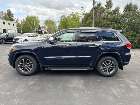 Used 2017 Jeep Grand Cherokee Limited AWD/4WD image 6