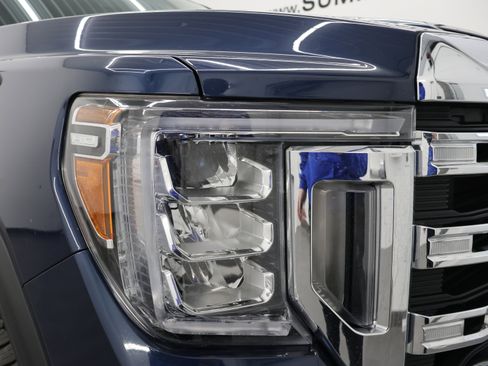 Used 2021 GMC Sierra 2500 SLE w/ X31 Off-Road Package AWD/4WD image 21