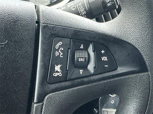 Used 2017 Chevrolet Equinox LS image 19