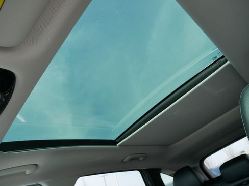 Used 2023 Hyundai Tucson Limited image 32