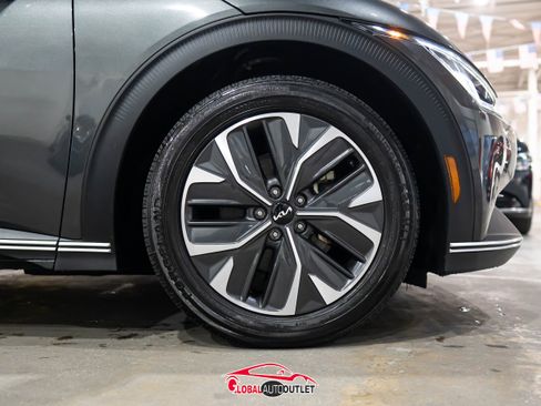 Used 2024 Kia EV6 Light image 9