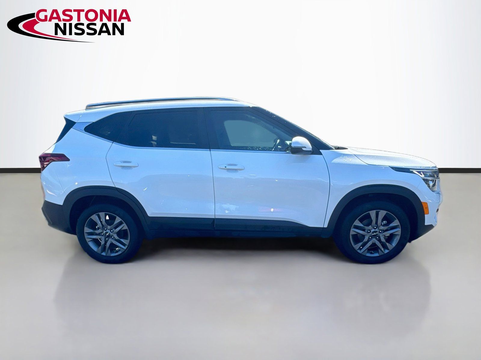 Used 2023 Kia Seltos S FWD image 10