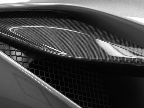 Certified 2022 Ferrari F8 Tributo RWD image 38