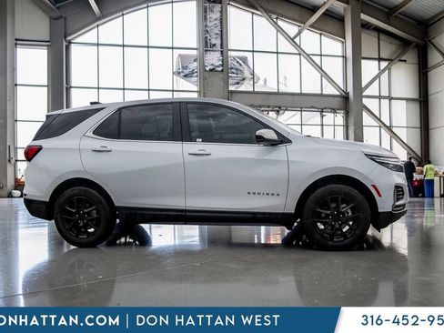 Used 2024 Chevrolet Equinox LT w/ LPO, Floor Liner Package FWD image 32