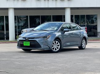 Used 2024 Toyota Corolla LE FWD video 1