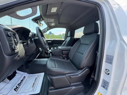 Used 2026 Chevrolet Silverado 1500 W/T w/ WT Value Package AWD/4WD image 12