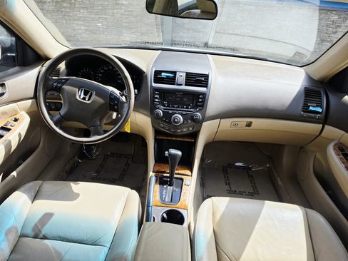 Used 2004 Honda Accord EX image 13