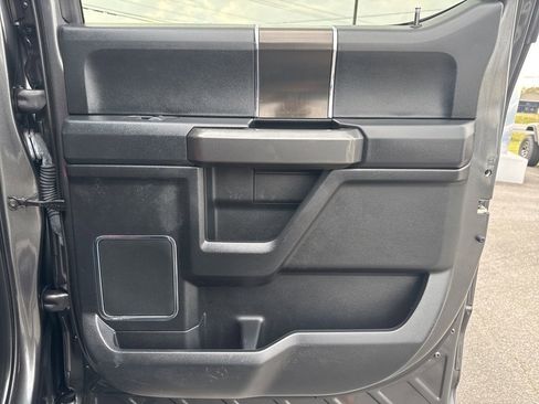 Used 2018 Ford F150 Lariat image 18