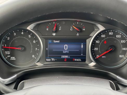 Used 2024 Chevrolet Equinox LT image 9