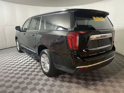 Used 2024 GMC Yukon XL SLT image 6