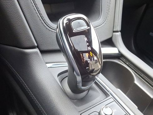 Certified 2025 Cadillac XT5 Premium Luxury w/ LPO, Floor Liner Package image 13