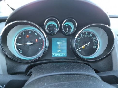 Used 2023 GMC Yukon XL SLT image 16