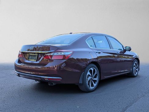 Used 2017 Honda Accord EX image 3