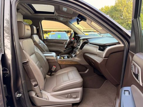 Used 2018 GMC Yukon Denali w/ Denali Ultimate Package AWD/4WD image 34