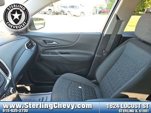 Used 2023 Chevrolet Equinox LT w/ Driver Convenience Package image 21