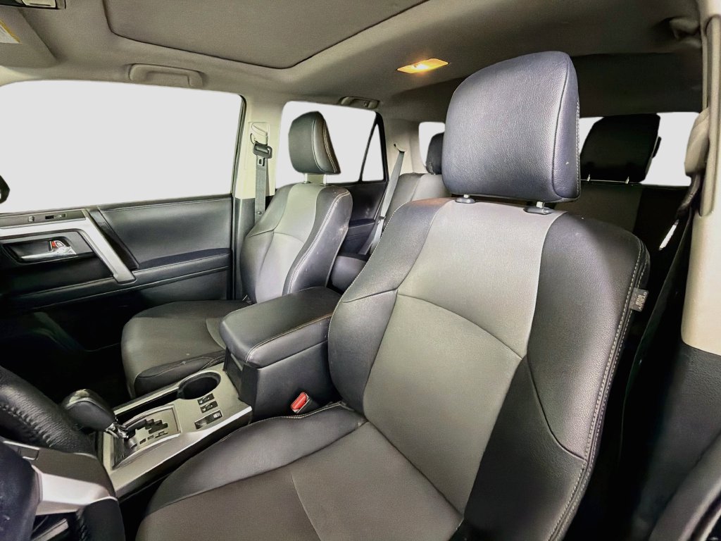 Used 2021 Toyota 4Runner SR5 Premium w/ Moonroof Package AWD/4WD image 14