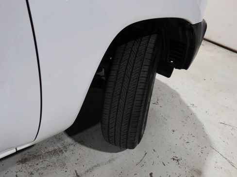 Used 2014 Toyota Tacoma 2WD Regular Cab image 29