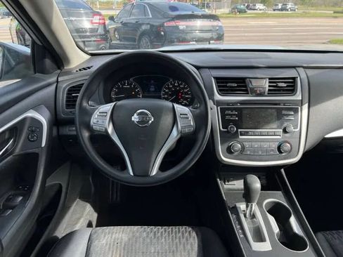 Used 2016 Nissan Altima 2.5 S w/ Power Driver Seat Package image 17