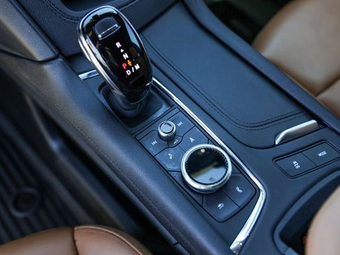 Certified 2023 Cadillac XT5 Premium Luxury w/ Technology Package image 21