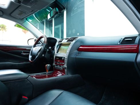 Used 2008 Lexus LS 460 RWD image 53