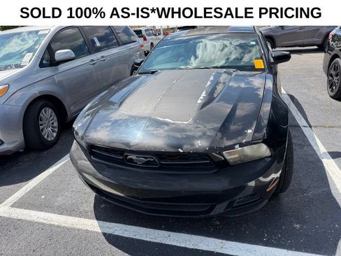 Used 2012 Ford Mustang Premium RWD image 3