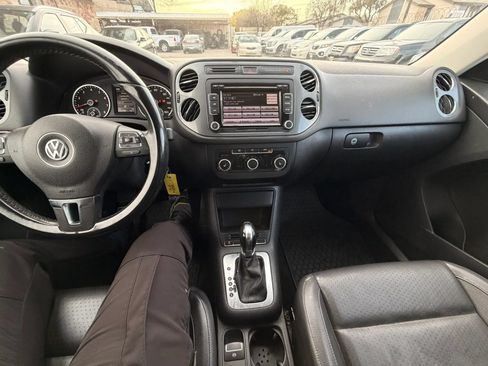 Used 2012 Volkswagen Tiguan S FWD image 33