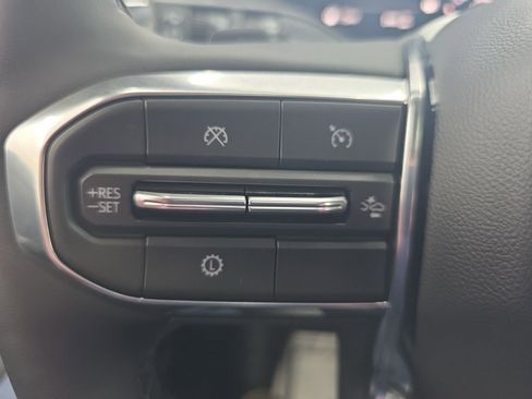 Used 2026 GMC Yukon Denali w/ Sun & Power Step Package image 44