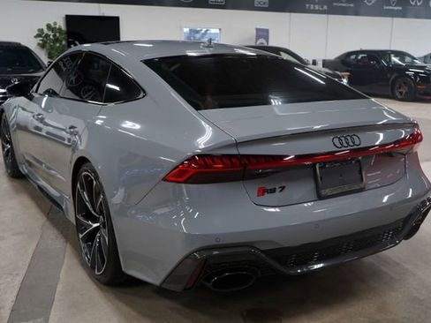 Used 2021 Audi RS 7 Sportback w/ Carbon Optic Package AWD/4WD image 3