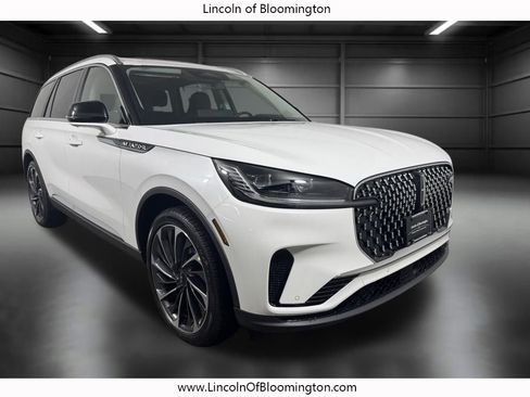 New 2026 Lincoln Aviator Reserve image 8