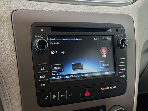 Used 2014 Chevrolet Traverse LS image 19