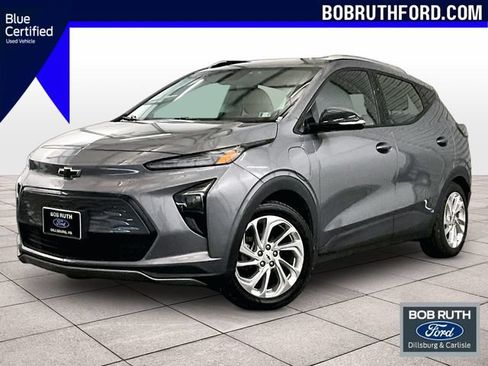 Used 2023 Chevrolet Bolt EUV LT w/ Driver Confidence Package FWD image 1