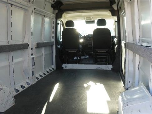Used 2023 RAM ProMaster 2500 image 12