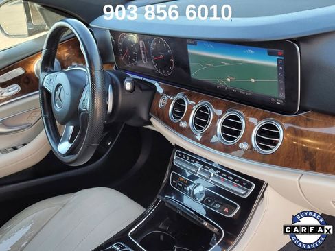 Used 2018 Mercedes-Benz E 300 4MATIC w/ Premium 2 Package image 22