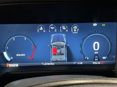 Used 2025 Ford F350 Platinum w/ FX4 Off-Road Package image 12