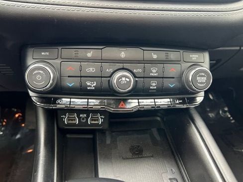 Used 2021 Dodge Durango Citadel w/ Technology Group image 16