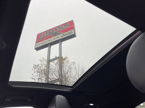 Used 2021 Kia K5 GT-Line w/ GT-Line FWD Premium Package image 4