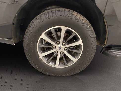 Used 2019 Ford Expedition Max XLT w/ Equipment Group 201A AWD/4WD image 39