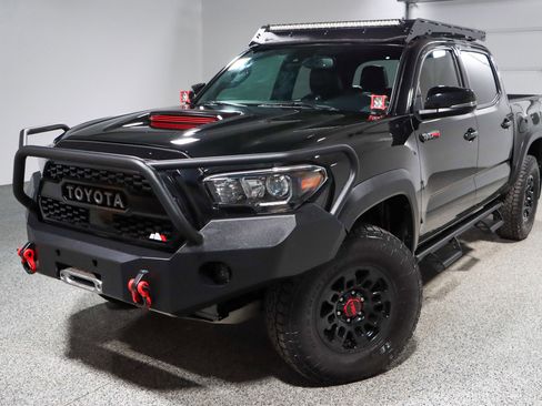 Used 2019 Toyota Tacoma TRD Pro image 34