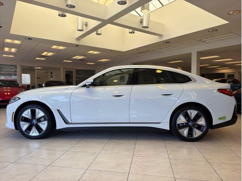 Used 2023 BMW i4 eDrive35 w/ Premium Package RWD image 8