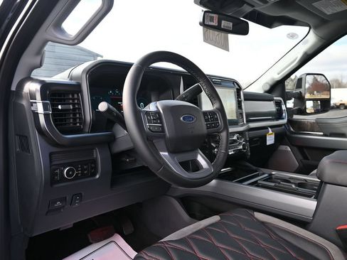 Used 2026 Ford F250 Lariat w/ Black Appearance Package AWD/4WD image 22