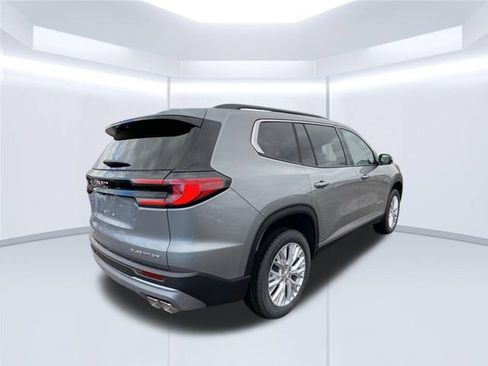 Used 2026 GMC Acadia Elevation w/ Elevation Premium Package AWD/4WD image 6
