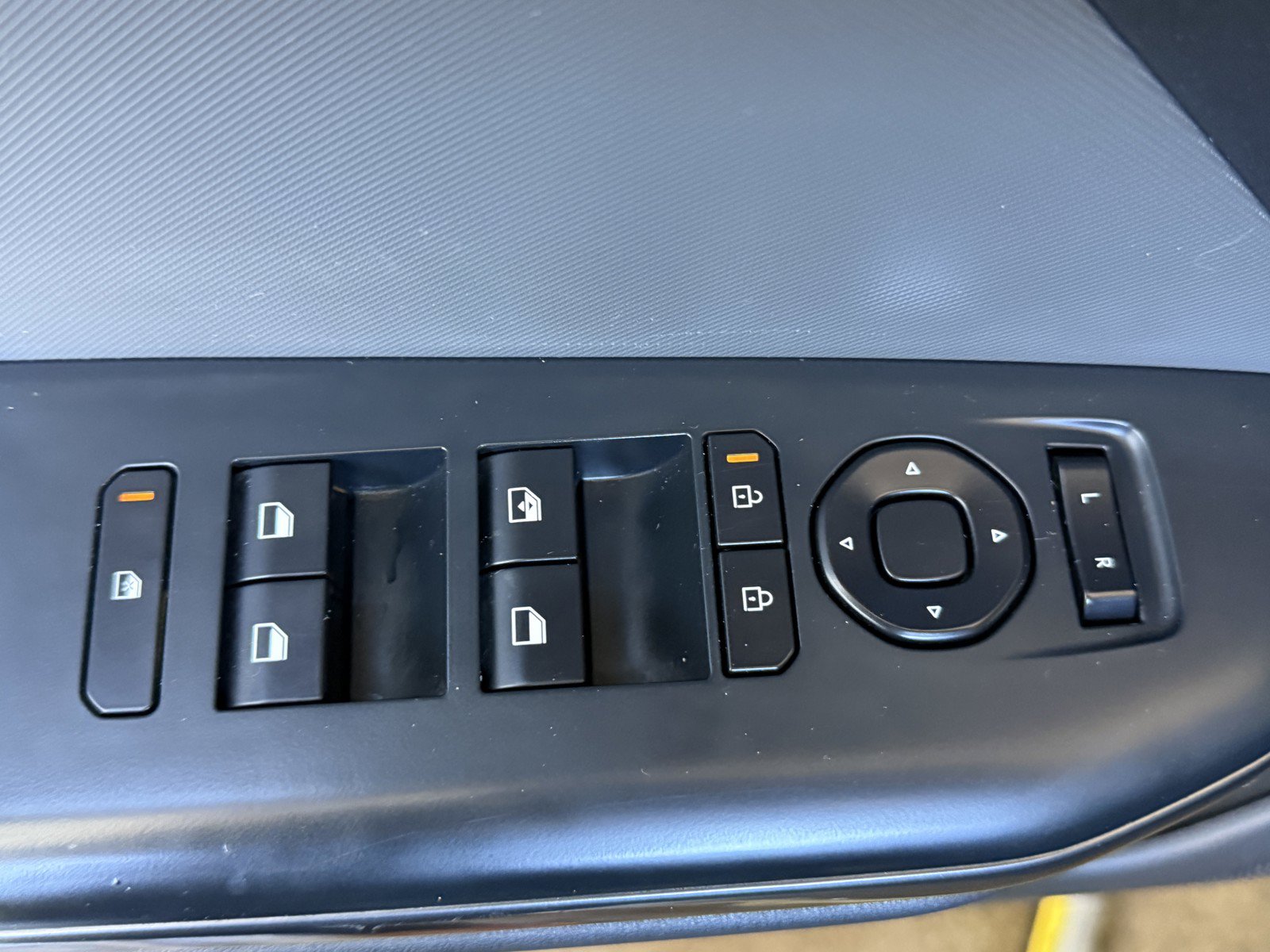 Used 2025 Kia K4 FWD image 26