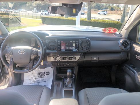 Certified 2022 Toyota Tacoma SR image 28