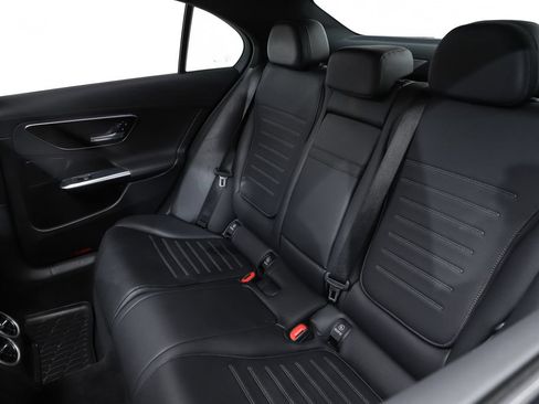 Used 2023 Mercedes-Benz C 300 4MATIC Sedan image 11