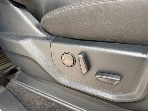 Used 2020 Ford F150 XLT w/ Equipment Group 302A Luxury AWD/4WD image 15