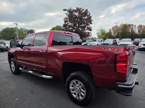 Used 2019 Chevrolet Silverado 2500 LTZ w/ Duramax Plus Package AWD/4WD image 6