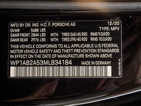 Used 2021 Porsche Macan S AWD/4WD image 42