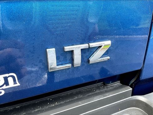 Used 2019 Chevrolet Silverado 2500 LTZ w/ Duramax Plus Package AWD/4WD image 25