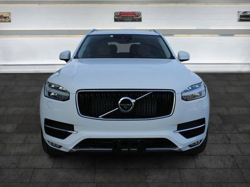 Used 2016 Volvo XC90 T6 Momentum image 2